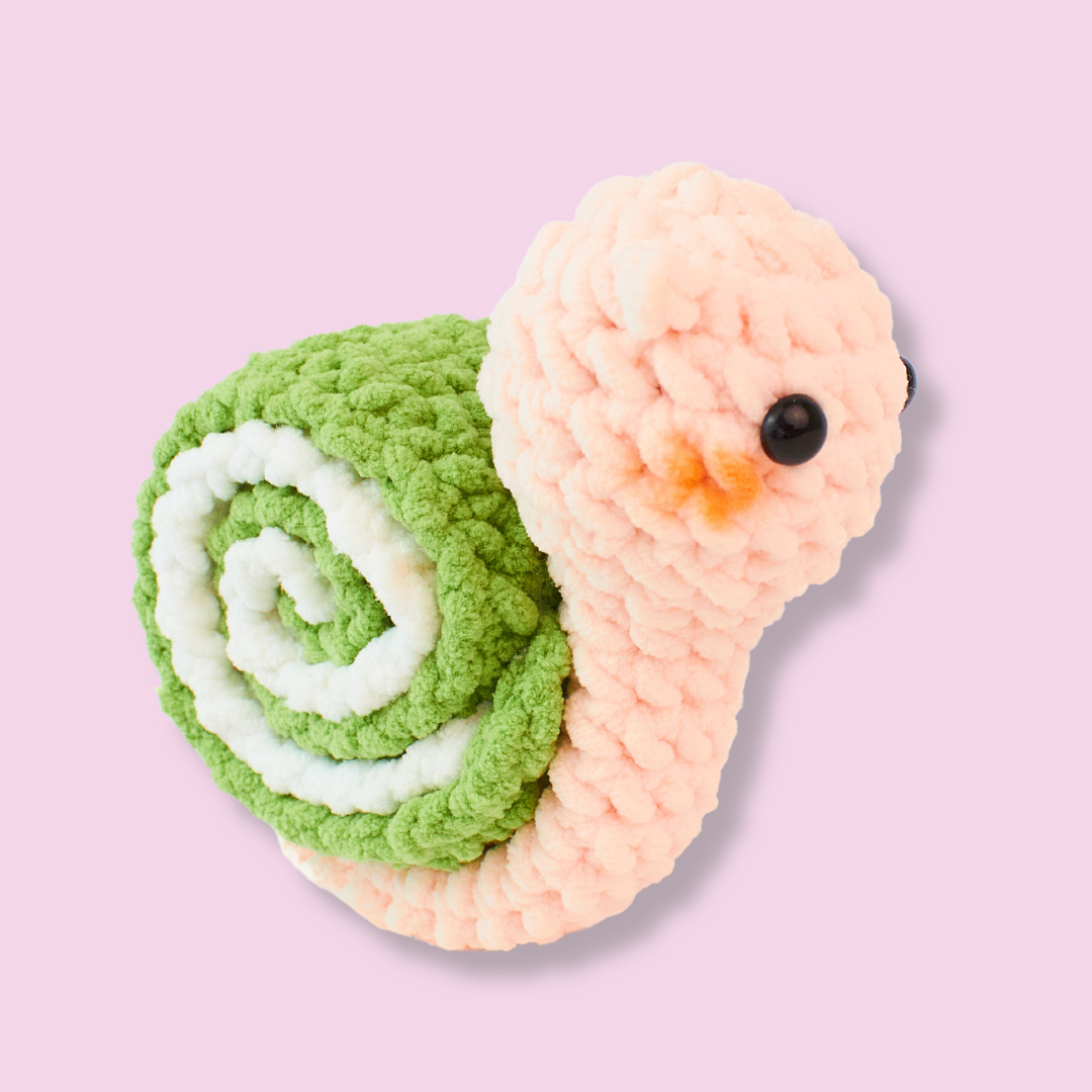 Matcha Roulade Snail Crochet Pattern