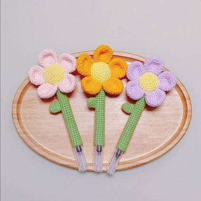 Bloomy Pen Case Crochet Pattern