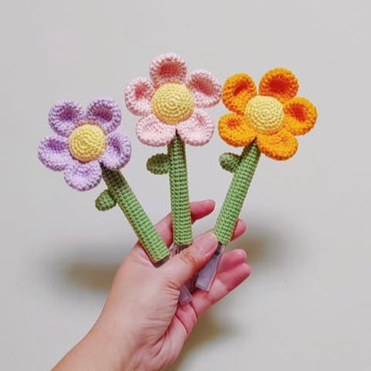 Bloomy Pen Case Crochet Pattern