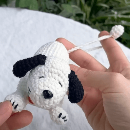 Snoopy Keycover Crochet Pattern