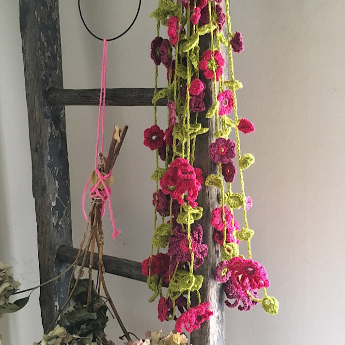 Flora Loop Crochet Pattern