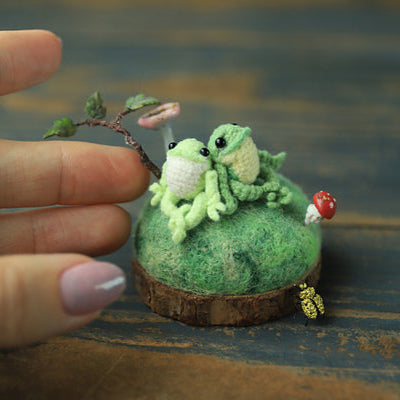 Mini Froggy Plush Crochet Pattern
