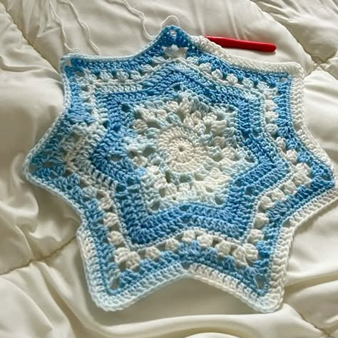 Sweet Starburst Blanket Crochet Pattern