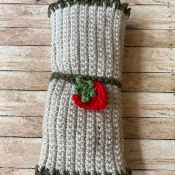 Strawberry Tic-Tac-Toe Crochet Pattern