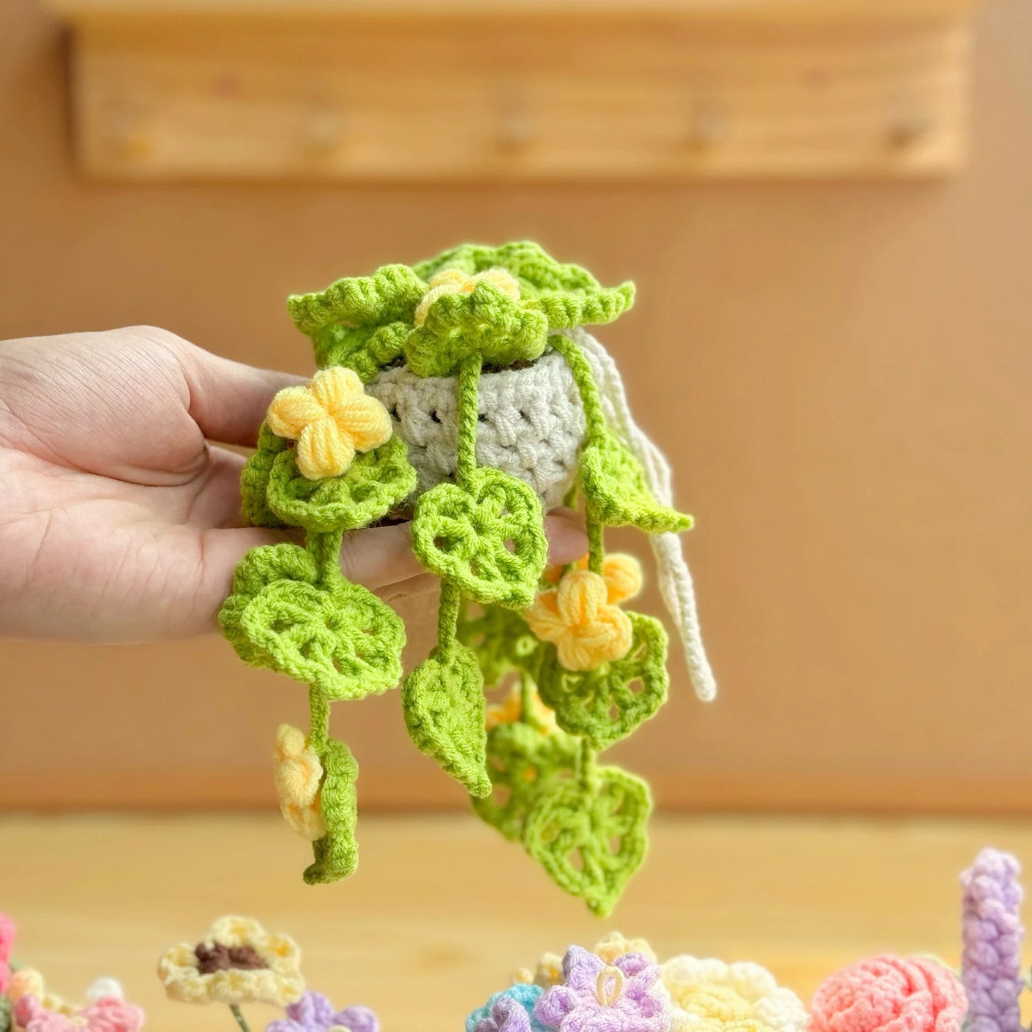 Drooping Monstera Flower Crochet Pattern