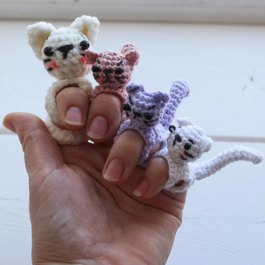 Cat Hand bandage Crochet Pattern (2 versions)