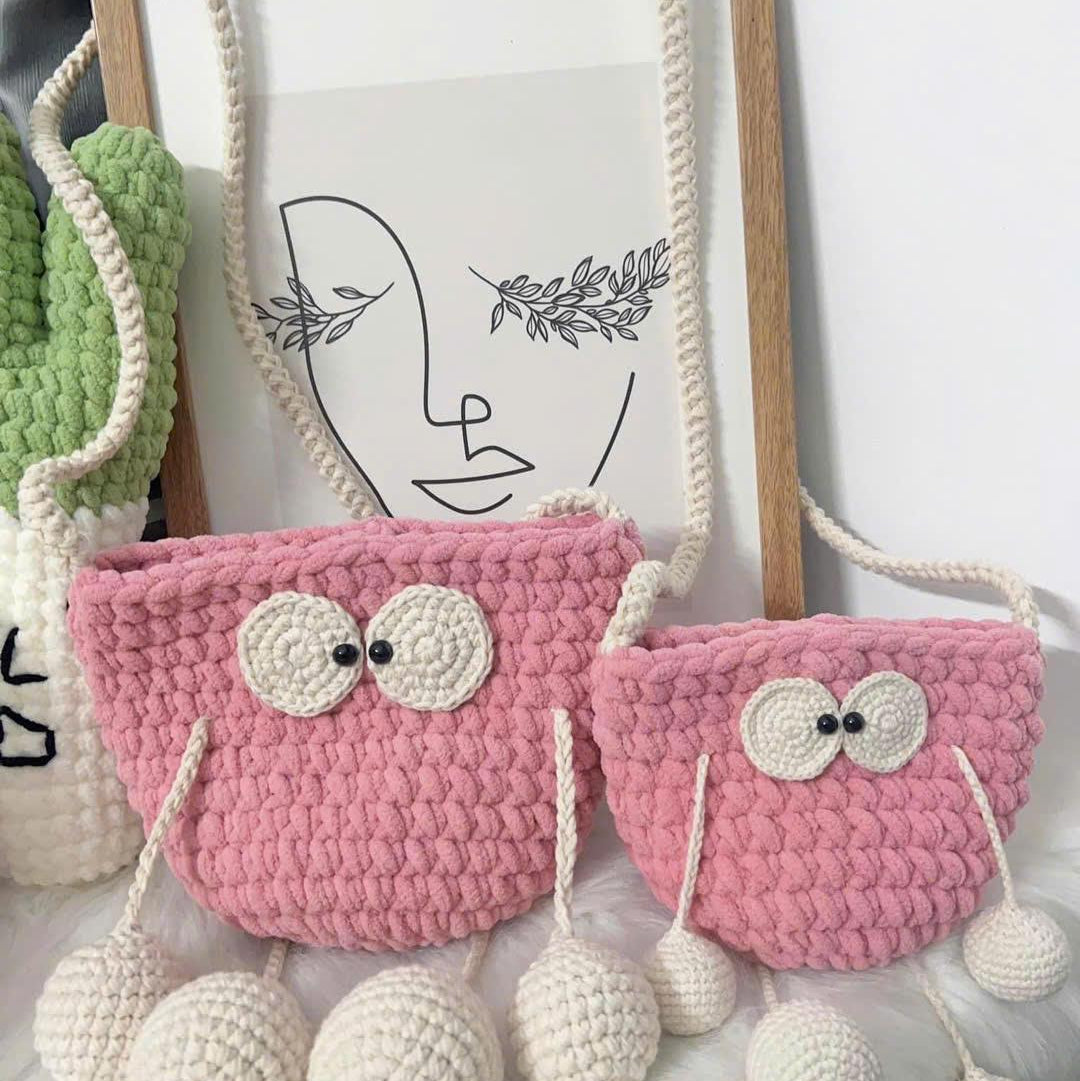 Susuwatari Pouch Crochet Pattern