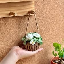 White Rosie Basket Crochet Pattern