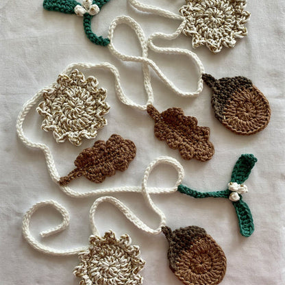 Christmas Garland Crochet Pattern