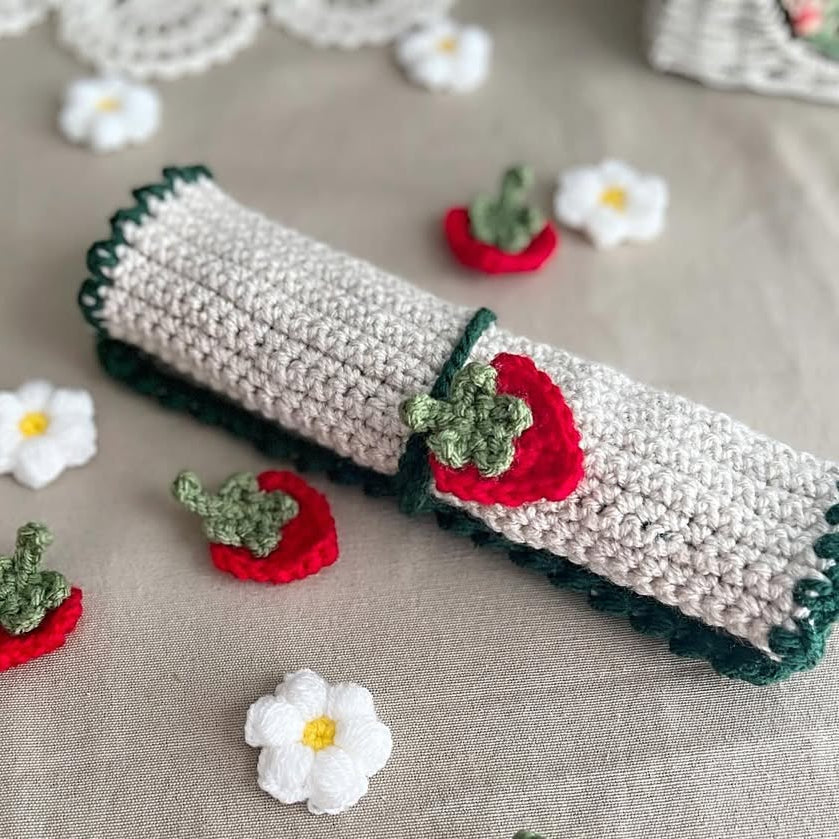 Strawberry Tic-Tac-Toe Crochet Pattern