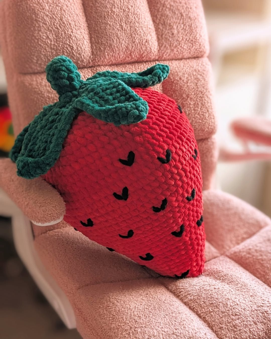 Big Strawberry Crochet Pattern