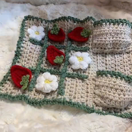 Strawberry Tic-Tac-Toe Crochet Pattern