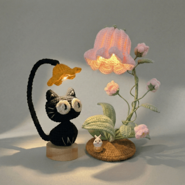 Cat Streetlight Crochet Pattern