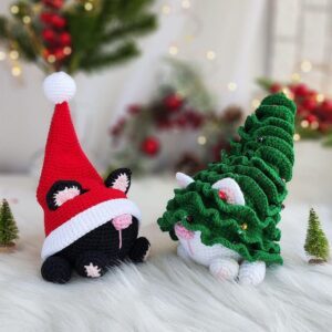 Christmas Cats Crochet Pattern