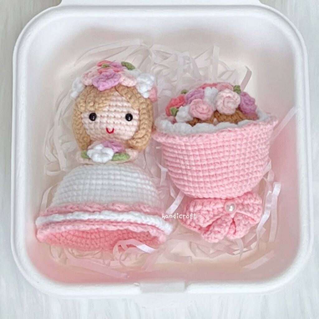 Finished Reversible Flower Bouquet Crochet Amigurumi